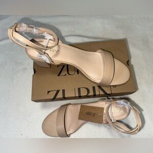 Beige low-heeled sandals for women from the ZURIN brand size 11.          (#71)